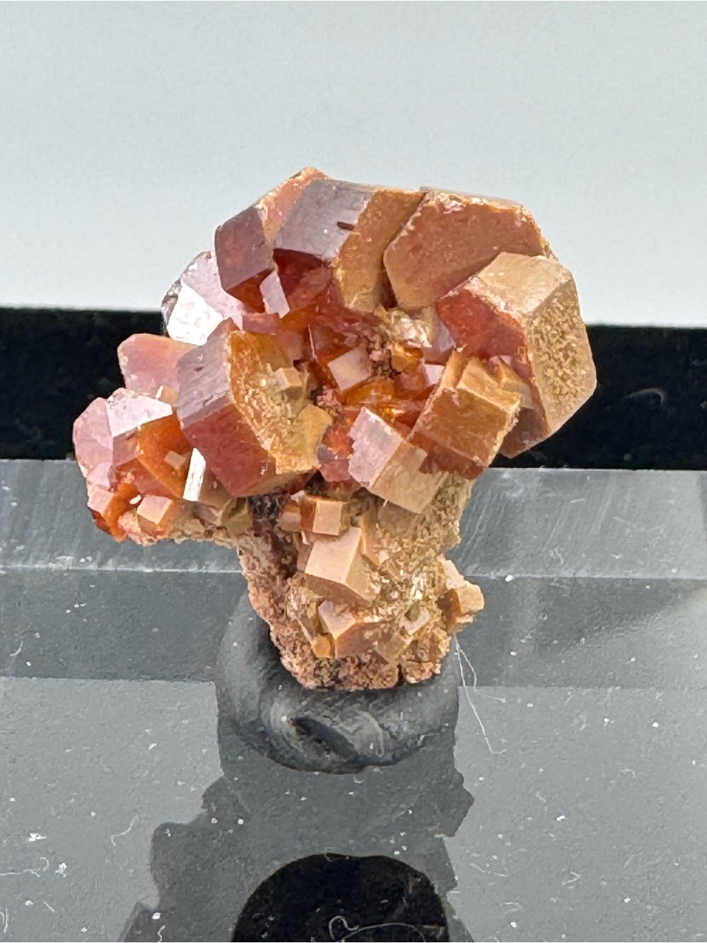 Vanadinite - Picture 4 of 7
